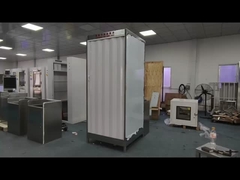 Комната аварийного душа и станции промывки глаз