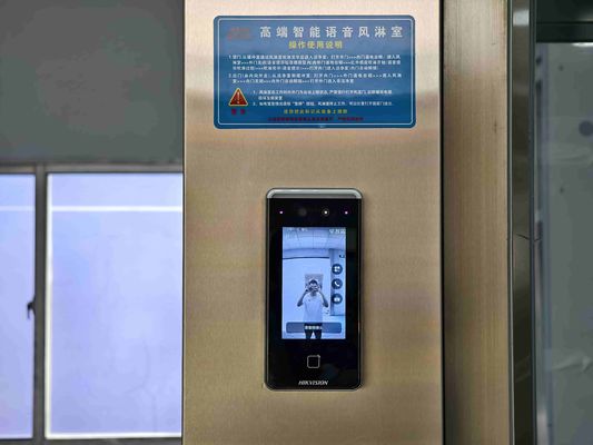 Умный воздушный душ с раздвижной дверью с распознаванием лица.