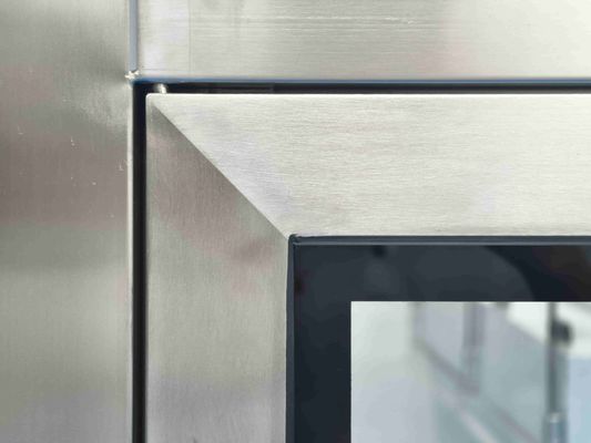 Двухдверный электронный пропускный ящик с замком.